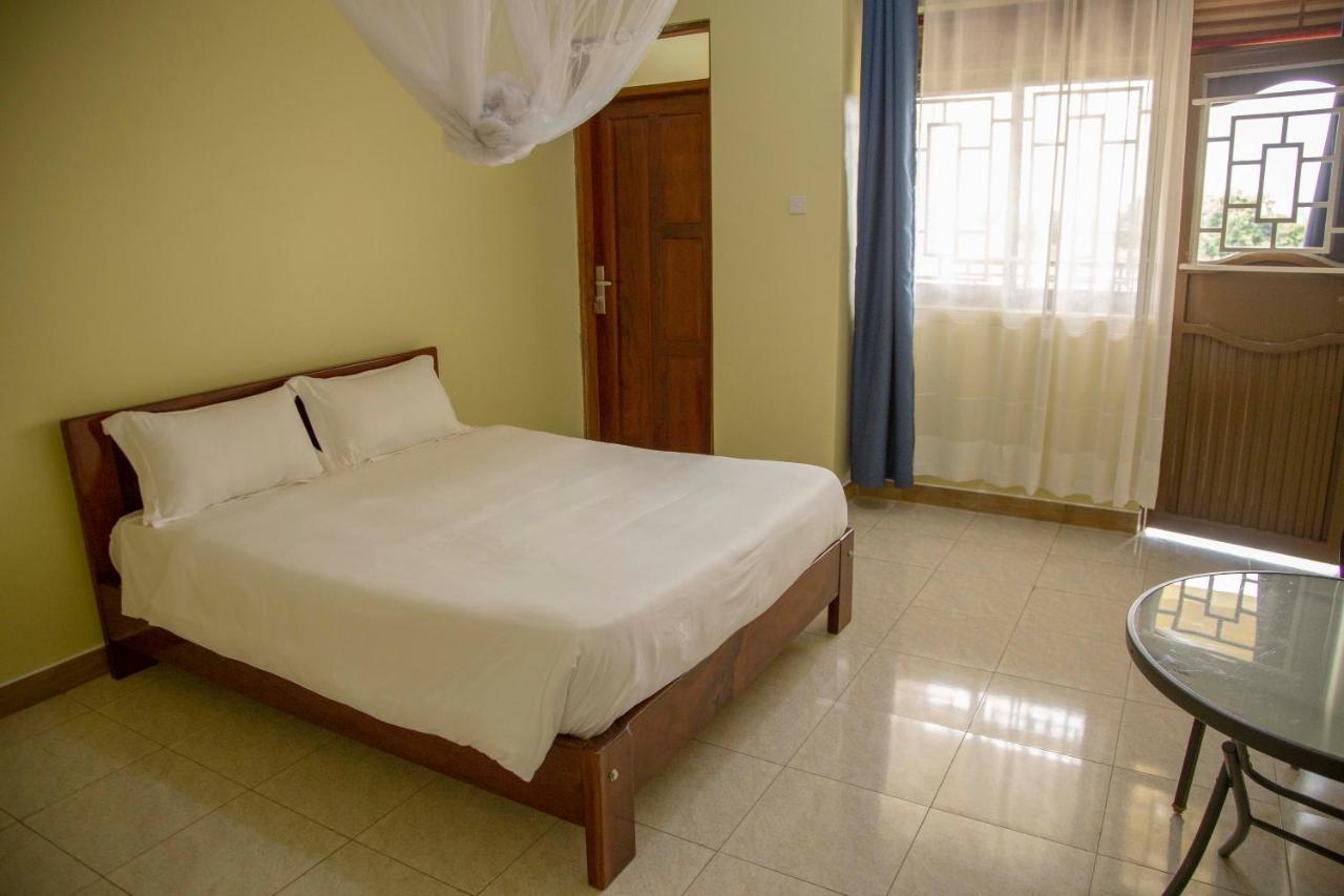 The Sparrow Hotels Soroti Eksteriør bilde