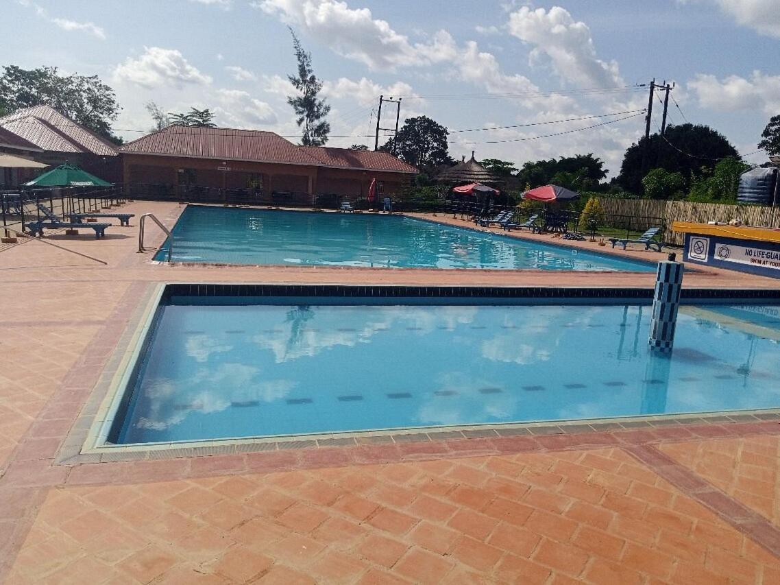The Sparrow Hotels Soroti Eksteriør bilde